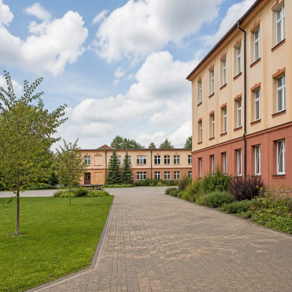 Základní Škola Uhlířské Janovice